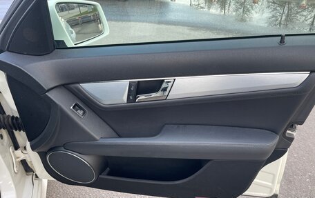 Mercedes-Benz C-Класс, 2008 год, 1 300 000 рублей, 15 фотография