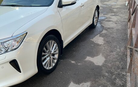 Toyota Camry, 2016 год, 1 750 000 рублей, 3 фотография