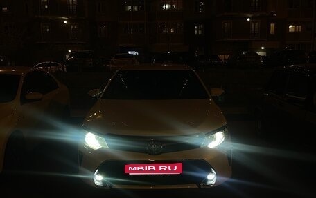 Toyota Camry, 2016 год, 1 750 000 рублей, 18 фотография