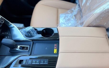 Lexus LX, 2025 год, 20 000 000 рублей, 8 фотография