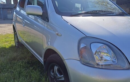 Toyota Vitz, 2001 год, 350 000 рублей, 4 фотография