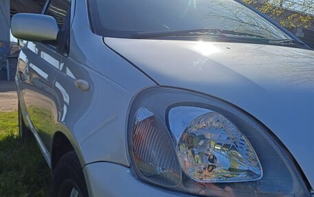 Toyota Vitz, 2001 год, 350 000 рублей, 5 фотография