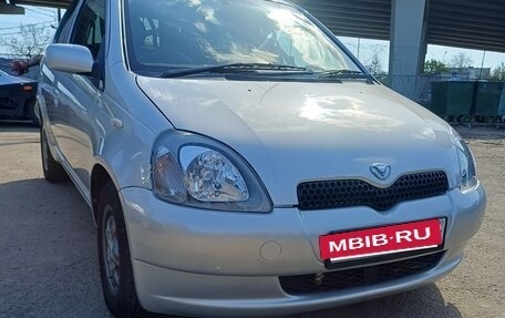 Toyota Vitz, 2001 год, 350 000 рублей, 3 фотография