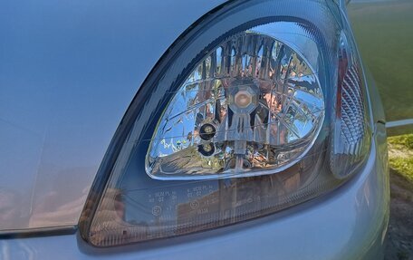 Toyota Vitz, 2001 год, 350 000 рублей, 14 фотография