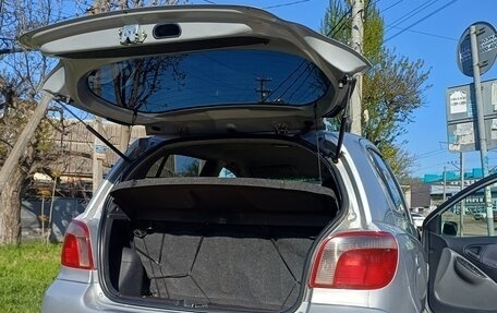 Toyota Vitz, 2001 год, 350 000 рублей, 10 фотография