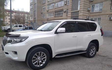 Toyota Land Cruiser Prado 150 рестайлинг 2, 2017 год, 5 500 000 рублей, 2 фотография