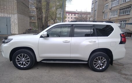 Toyota Land Cruiser Prado 150 рестайлинг 2, 2017 год, 5 500 000 рублей, 8 фотография
