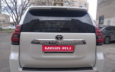 Toyota Land Cruiser Prado 150 рестайлинг 2, 2017 год, 5 500 000 рублей, 4 фотография