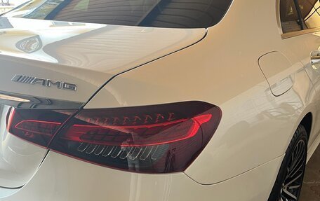 Mercedes-Benz E-Класс, 2021 год, 4 850 000 рублей, 3 фотография