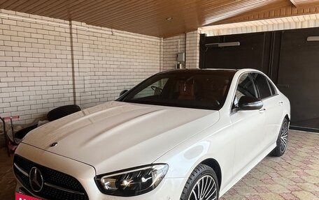 Mercedes-Benz E-Класс, 2021 год, 4 850 000 рублей, 8 фотография