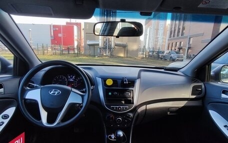 Hyundai Solaris II рестайлинг, 2013 год, 720 000 рублей, 6 фотография