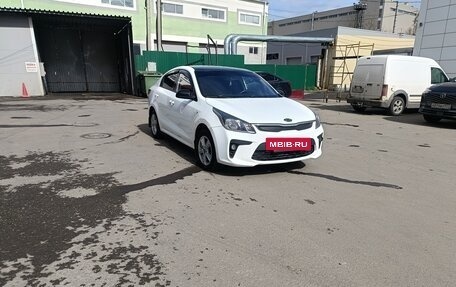 KIA Rio IV, 2017 год, 800 000 рублей, 11 фотография