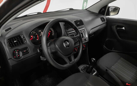 Volkswagen Polo VI (EU Market), 2015 год, 690 000 рублей, 7 фотография
