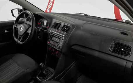 Volkswagen Polo VI (EU Market), 2015 год, 690 000 рублей, 9 фотография