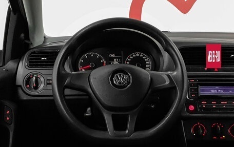 Volkswagen Polo VI (EU Market), 2015 год, 690 000 рублей, 11 фотография