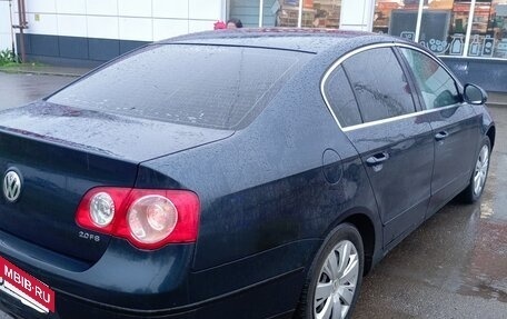 Volkswagen Passat B6, 2005 год, 525 000 рублей, 4 фотография