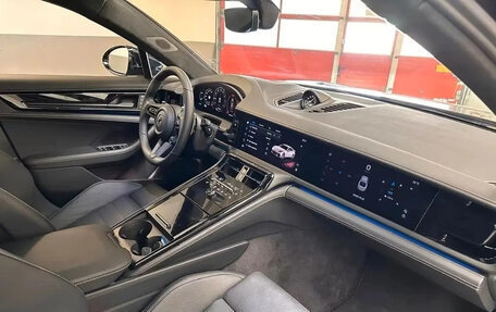 Porsche Panamera, 2025 год, 32 990 032 рублей, 7 фотография