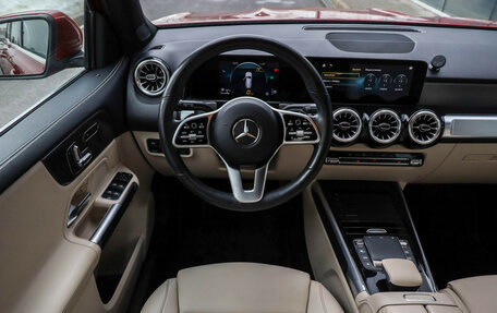 Mercedes-Benz GLB, 2021 год, 3 349 000 рублей, 11 фотография