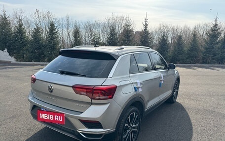 Volkswagen T-Roc I, 2023 год, 1 670 000 рублей, 5 фотография