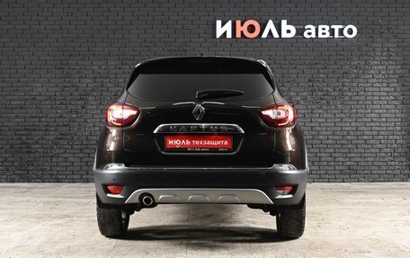 Renault Kaptur I рестайлинг, 2016 год, 1 170 000 рублей, 5 фотография