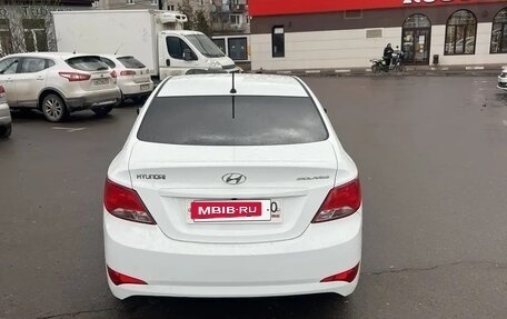 Hyundai Solaris II рестайлинг, 2015 год, 915 000 рублей, 4 фотография