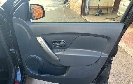 Renault Sandero II рестайлинг, 2020 год, 1 260 000 рублей, 17 фотография