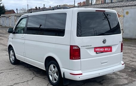 Volkswagen Caravelle T6 рестайлинг, 2016 год, 2 450 000 рублей, 4 фотография