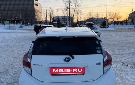 Toyota Aqua I, 2015 год, 980 000 рублей, 4 фотография