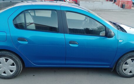 Renault Logan II, 2017 год, 720 000 рублей, 5 фотография