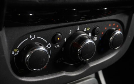 Renault Duster I рестайлинг, 2015 год, 1 249 000 рублей, 17 фотография