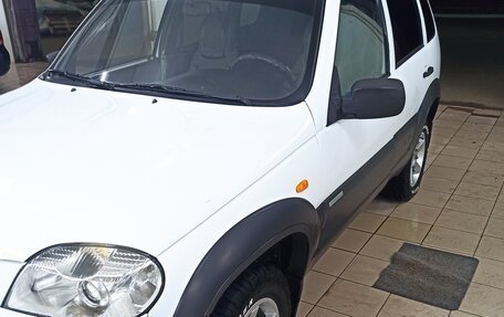 Chevrolet Niva I рестайлинг, 2009 год, 485 000 рублей, 4 фотография