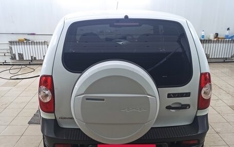 Chevrolet Niva I рестайлинг, 2009 год, 485 000 рублей, 2 фотография