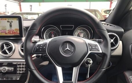 Mercedes-Benz GLA, 2015 год, 1 180 000 рублей, 9 фотография