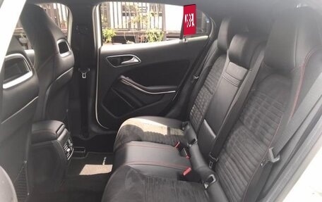 Mercedes-Benz GLA, 2015 год, 1 180 000 рублей, 13 фотография