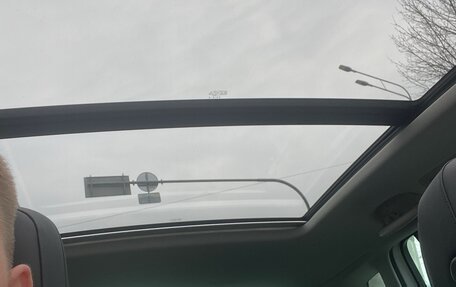 Volkswagen Tiguan II, 2019 год, 2 350 000 рублей, 3 фотография