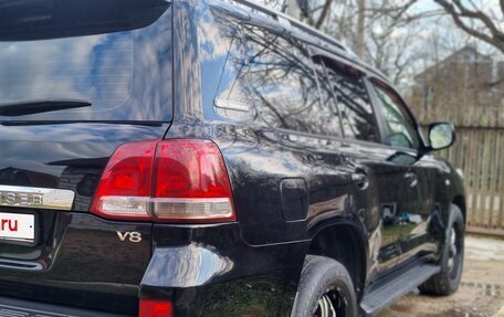 Toyota Land Cruiser 200, 2010 год, 2 850 000 рублей, 16 фотография