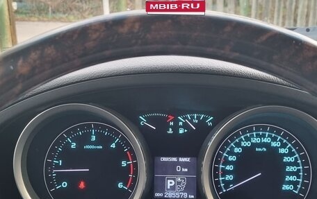 Toyota Land Cruiser 200, 2010 год, 2 850 000 рублей, 11 фотография
