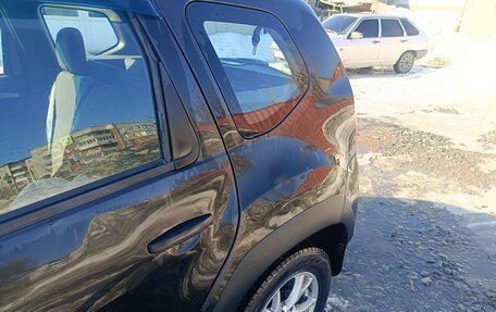 Renault Duster I рестайлинг, 2014 год, 800 000 рублей, 3 фотография