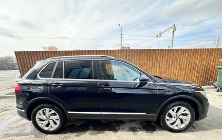 Volkswagen Tiguan II, 2021 год, 3 500 000 рублей, 2 фотография