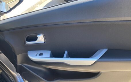 KIA Rio III рестайлинг, 2014 год, 880 000 рублей, 32 фотография