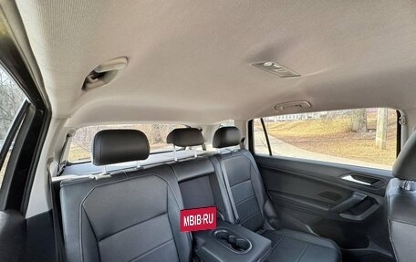 Volkswagen Tiguan II, 2019 год, 2 500 000 рублей, 9 фотография