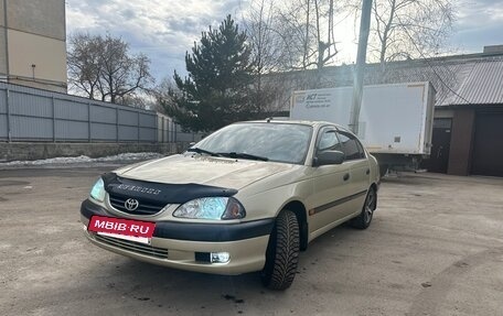 Toyota Avensis III рестайлинг, 2001 год, 500 000 рублей, 2 фотография