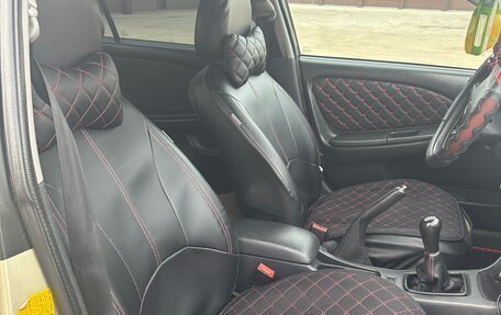 Toyota Avensis III рестайлинг, 2001 год, 500 000 рублей, 10 фотография