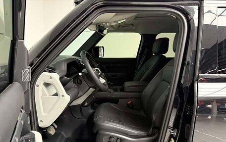 Land Rover Defender II, 2023 год, 12 940 000 рублей, 10 фотография