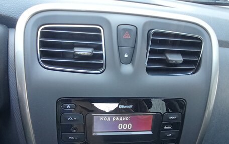 Renault Logan II, 2019 год, 1 100 000 рублей, 27 фотография