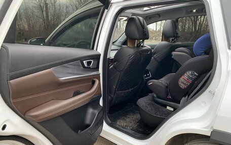 Chery Tiggo 8 Pro, 2023 год, 2 499 000 рублей, 12 фотография