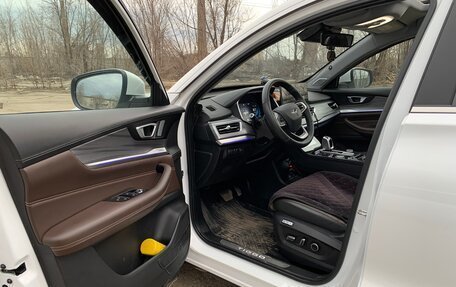 Chery Tiggo 8 Pro, 2023 год, 2 499 000 рублей, 15 фотография