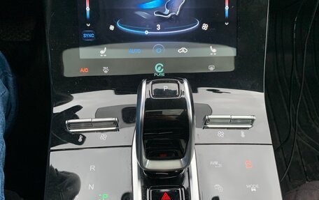 Chery Tiggo 8 Pro, 2023 год, 2 499 000 рублей, 22 фотография