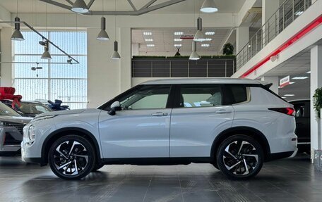 Mitsubishi Outlander, 2023 год, 4 149 000 рублей, 11 фотография