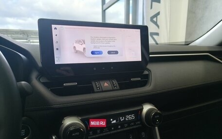 Toyota RAV4, 2025 год, 4 200 000 рублей, 12 фотография